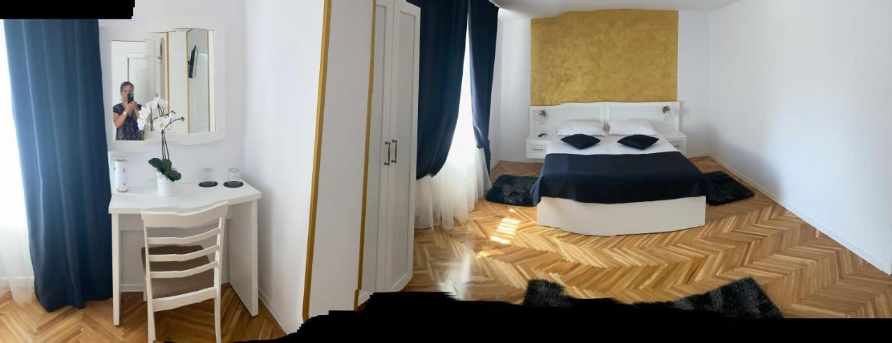 Casa Cattleya 호텔 Târgu Jiu 외부 사진