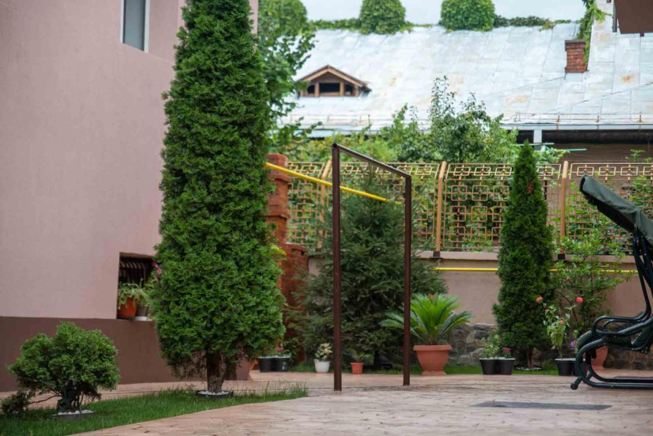 Casa Cattleya 호텔 Târgu Jiu 외부 사진